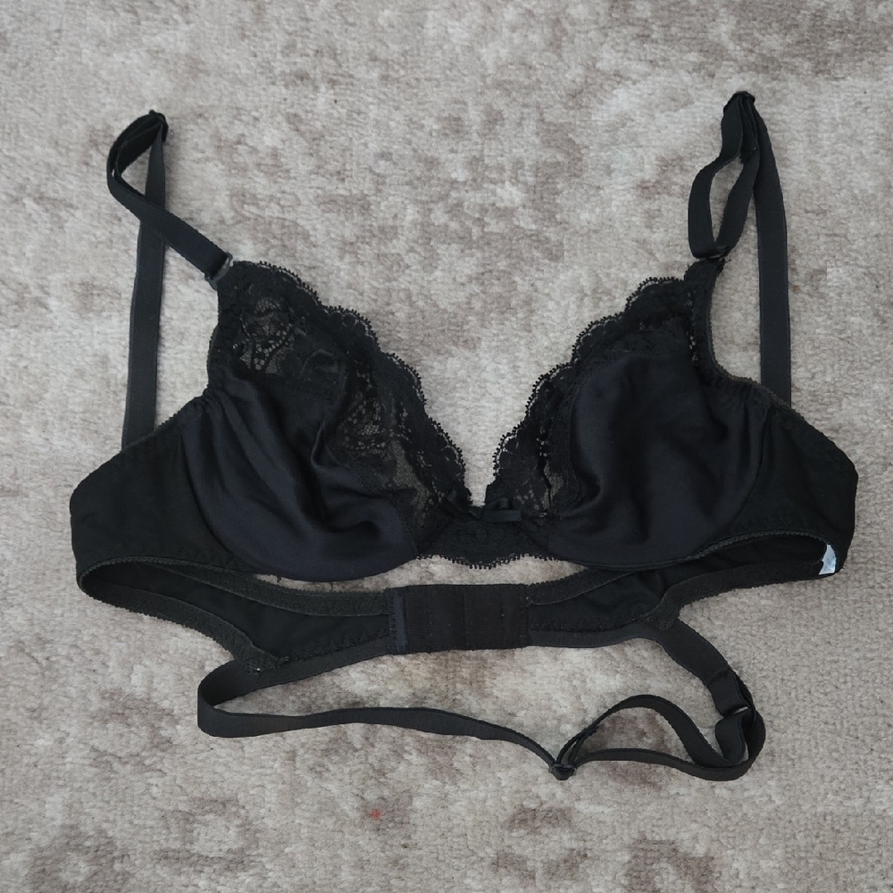 Vassarette Black Lace‎ Balconette Bra Intimates Size 34B